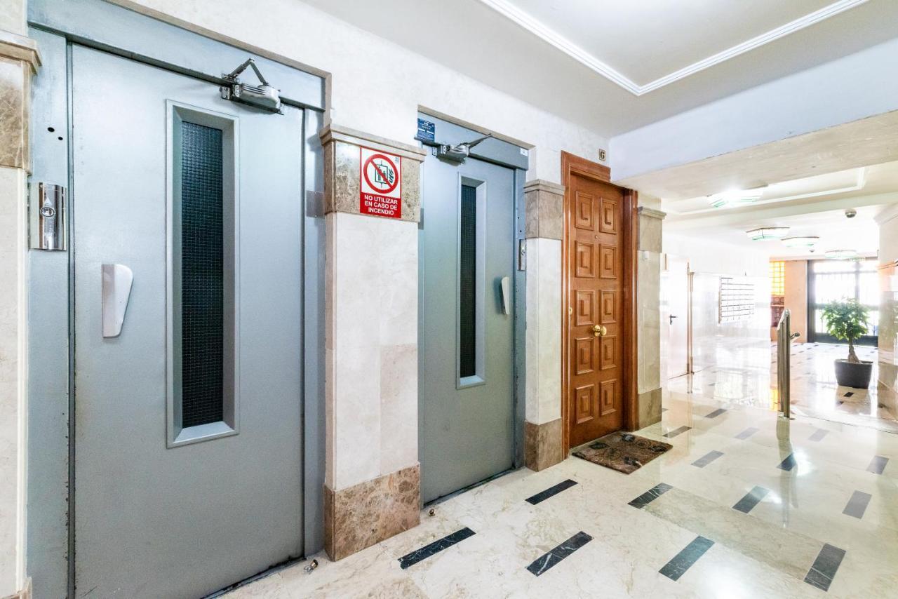 Apartamento Elegante Y Centrico Alojamiento En Granada Exterior foto